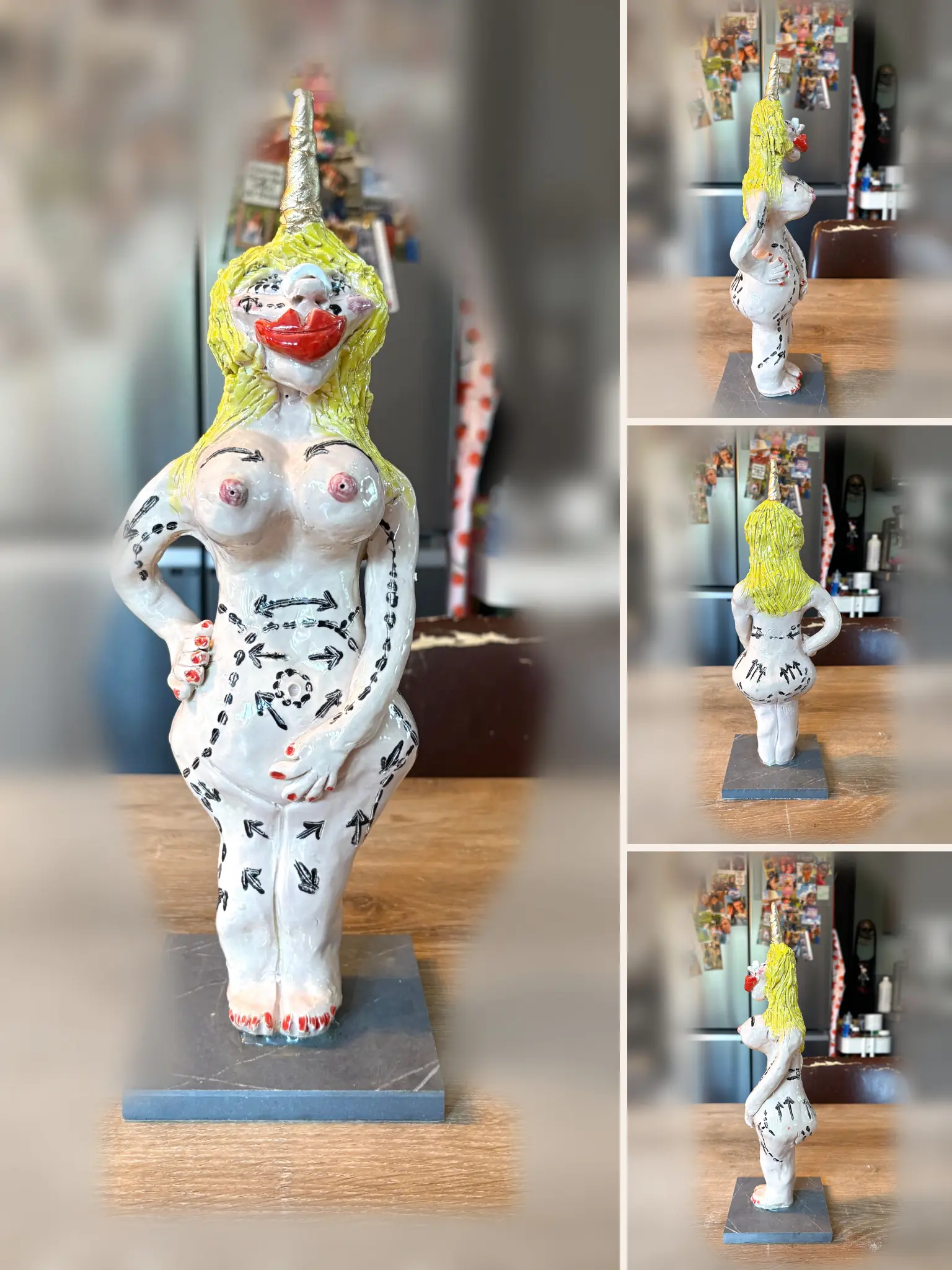 Figure féminine en céramique aux cheveux jaunes, couverte de tracés noirs évoquant la chirurgie esthétique.
